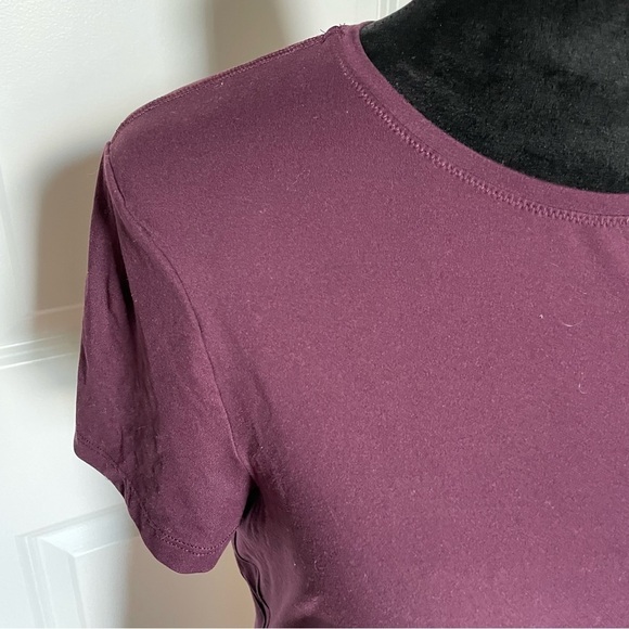 Athleta Burgundy Stretch Short Sleeve Limitless Tee T-Shirt 352706 EUC Size M - Picture 6 of 10
